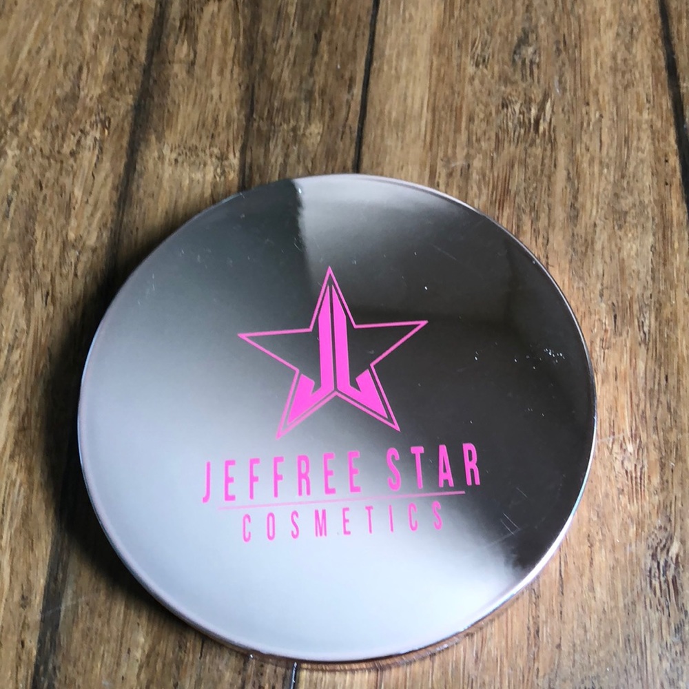 JEFFREE STAR SKIN FROST